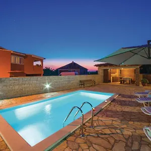 luxury-villa-maria-with-pool.hotelinzadar.com/